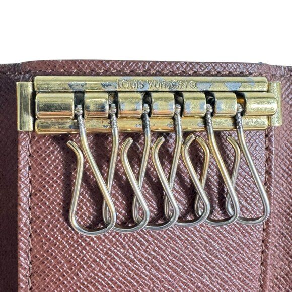 LOUIS VUITTON Brown Canvas Monogram Key Holder 6 Rings Made in France - Picture 8 of 14